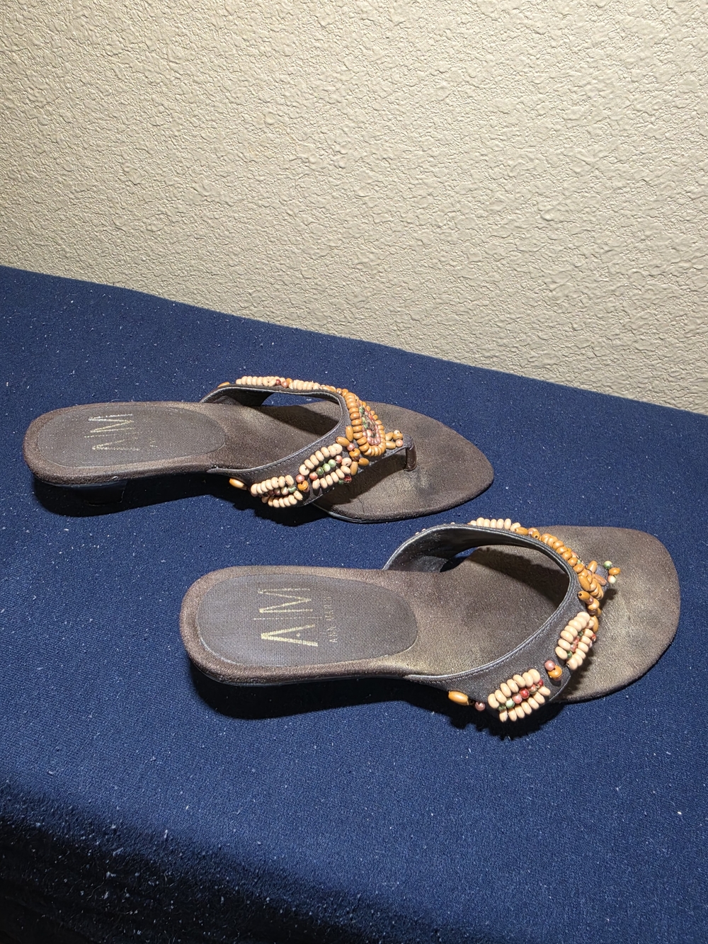 Ann Marino Brown Beaded Thong Sandals with Multicolor Accents - Picture 4 of 5